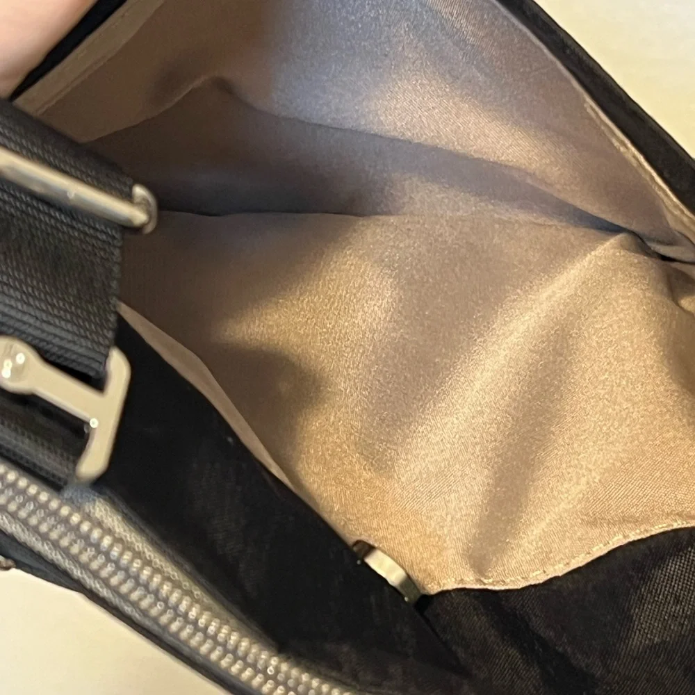 Baggallini Black Crossbody Bag - Picture 9 of 9